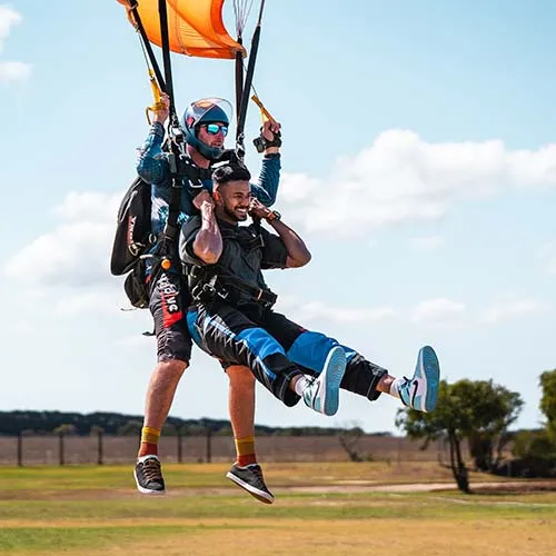 torquay_0005_Torquay-Skydivers-46